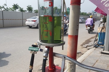 Cho phép mở cây xăng mini: Bộ Công an bảo không cần, Bộ Công Thương nói gì?