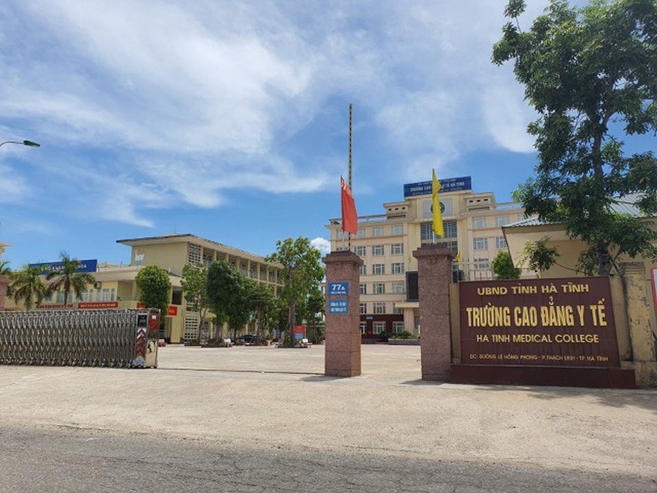 Trường Cao đẳng Y tế Hà Tĩnh xin không thu hồi bằng của 125 học viên - 1 Trường Cao đẳng Y tế Hà Tĩnh xin không thu hồi bằng của 125 học viên - 1