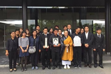 Tro cốt nam sinh tắm sông tử nạn tại Nhật Bản đã được đưa về quê nhà