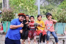 Thủ lĩnh đoàn vượt bạo bệnh, hăng say công tác thiện nguyện