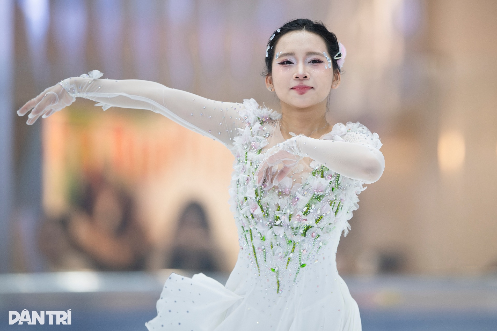 全国ユースフィギュアスケート選手権で美女たちがその美しさを披露 - 8 Những bóng hồng khoe sắc tại Giải vô địch trẻ trượt băng Quốc gia - 8
