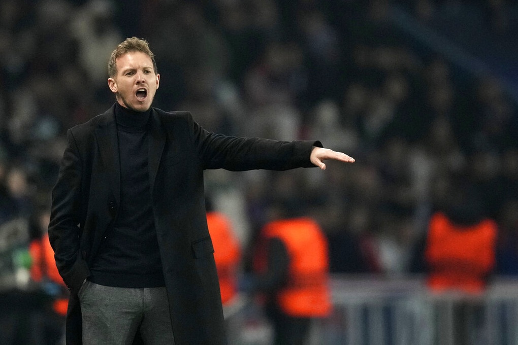 HLV Bayern Munich tiết lộ nguyên nhân thất bại của PSG - 1 HLV Bayern Munich tiết lộ nguyên nhân thất bại của PSG - 1
