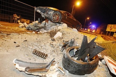 Tai nạn siêu xe do tài xế quá chén