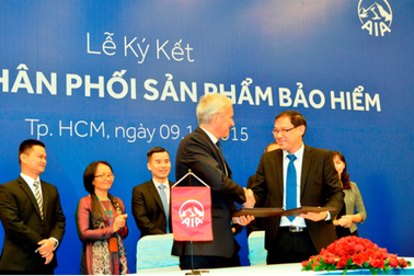 AIA Việt Nam và ACB triển khai mô hình phân phối sản phẩm bảo hiểm nhân thọ