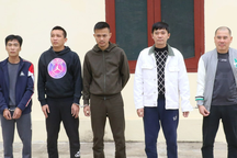 Phá đường dây cá độ bóng đá hàng chục tỷ đồng ở huyện miền núi