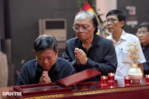 Gia đình, đồng nghiệp tiễn đưa PGS.TS, nhạc sĩ Nguyễn Lân Cường