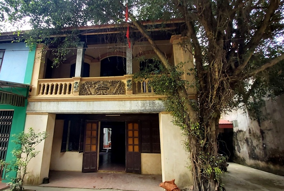 Độc đáo những ngôi nhà cổ ở phố Đầm - 17 Độc đáo những ngôi nhà cổ ở phố Đầm - 17