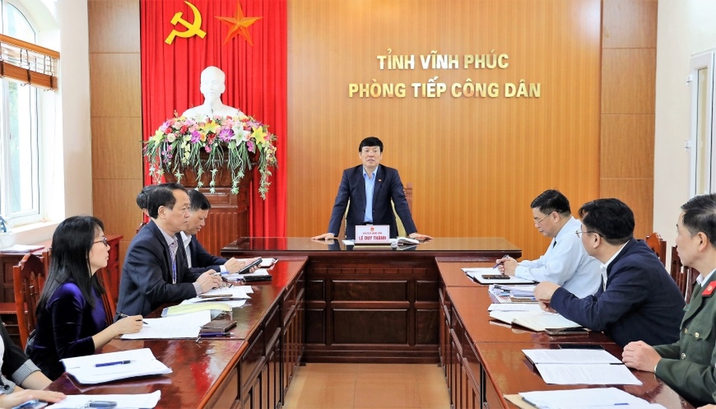 Đi khiếu nại, tố cáo nhưng cố tình không cung cấp văn bản bất lợi - 2 Đi khiếu nại, tố cáo nhưng cố tình không cung cấp văn bản bất lợi - 2