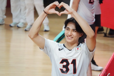 "Nam thần bóng chuyền" 19 tuổi hút fan nữ ở Asiad 19: Đẹp trai, cao 1,93m