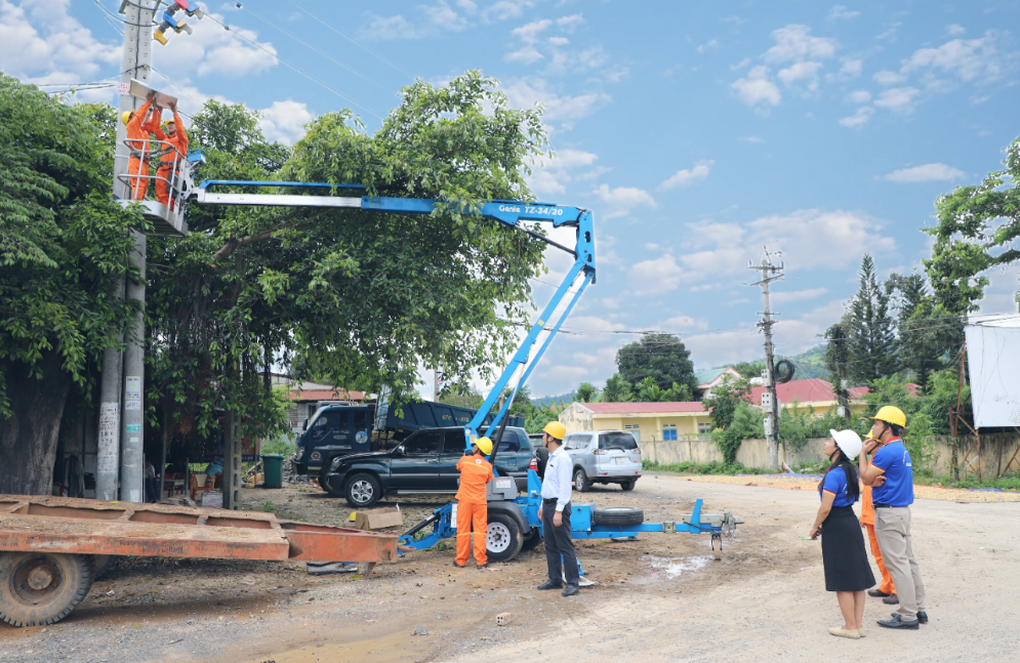 Nhiều hoạt động trao gửi yêu thương đến học sinh Đắk Lắk, Đắk Nông - 7 Nhiều hoạt động trao gửi yêu thương đến học sinh Đắk Lắk, Đắk Nông - 7