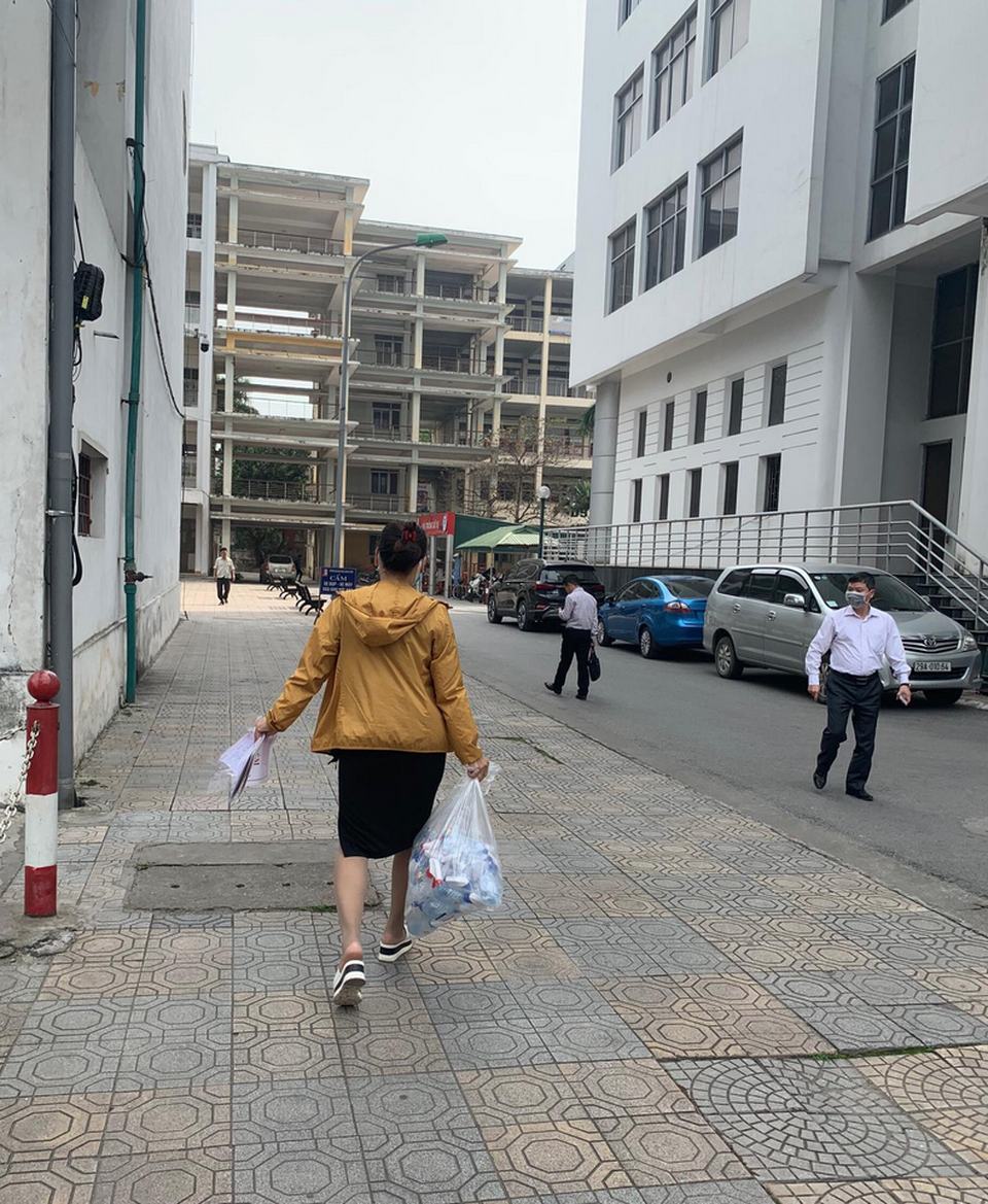 Đón sinh viên trở lại trường, ĐH Bách khoa HN ráo riết chuẩn bị phòng dịch - 8 Đón sinh viên trở lại trường, ĐH Bách khoa HN ráo riết chuẩn bị phòng dịch - 8