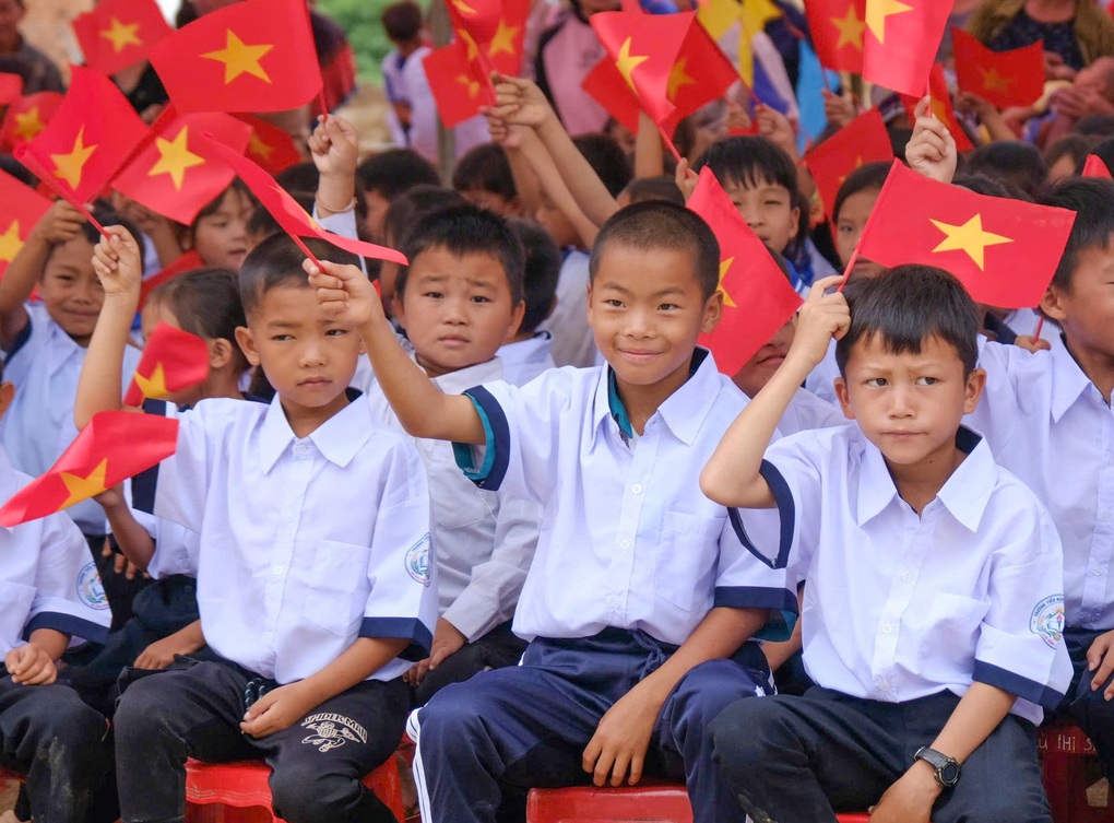 Hai điểm trường vùng sâu ở Lâm Đồng khai giảng sớm - 2