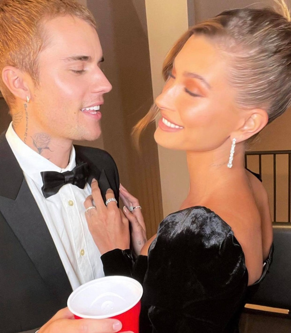 Những pha diện đồ luộm thuộm khó đỡ của Justin Bieber - 4 Những pha diện đồ luộm thuộm khó đỡ của Justin Bieber - 4