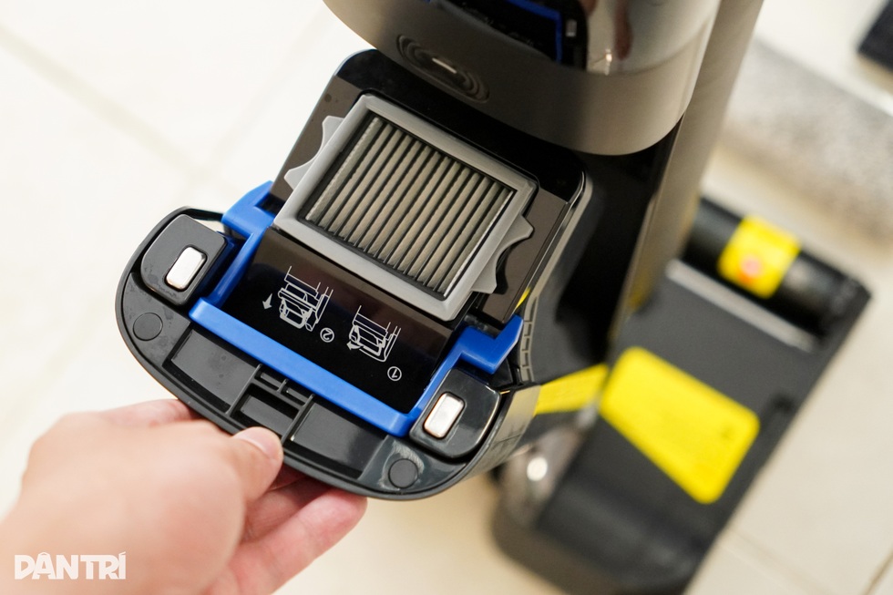 Trải nghiệm máy hút bụi lau nhà cầm tay tích hợp AI, dùng hơi nước nóng - 4 Trải nghiệm máy hút bụi lau nhà cầm tay tích hợp AI, dùng hơi nước nóng - 4