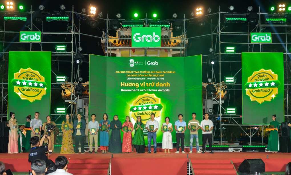 GrabFood អបអរមុខម្ហូបក្នុងស្រុកតាមរយៈ GrabFood tôn vinh ẩm thực địa phương qua Bộ sưu tập “Quán trứ danh” - 2