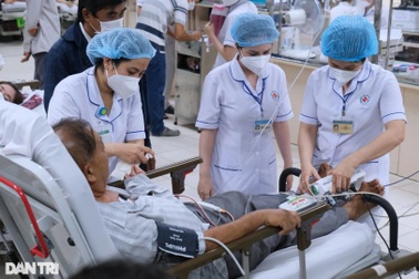 Những nhóm bệnh được chuyển thẳng đến bệnh viện cấp chuyên sâu ở TPHCM mới