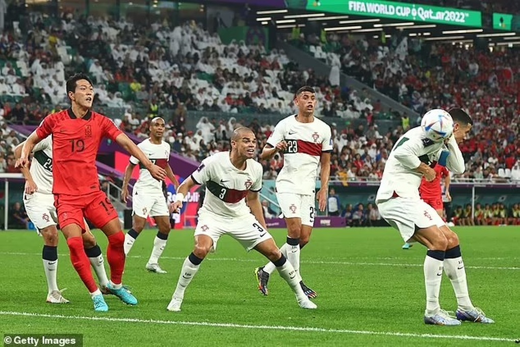 Ronaldo tỏa sáng với pha kiến tạo giúp Hàn Quốc ngược dòng chiến thắng - 1 Ronaldo tỏa sáng với pha kiến tạo giúp Hàn Quốc ngược dòng chiến thắng - 1