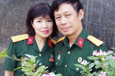 Chuyện người vợ hóa trang hàng nghìn lần cho chồng đóng vai Bác Hồ