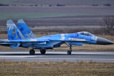 Tiêm kích Su-27 "chạy" sang Romania đã trở về Ukraine