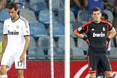 Arbeloa phớt lờ thủ quân Casillas