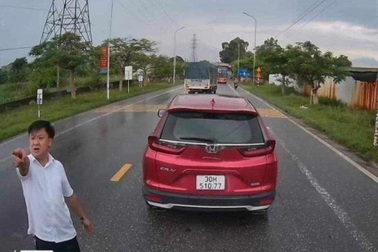 Trưởng phòng Nội vụ bị "bêu tên oan" vụ Honda CRV đánh võng, gây xích mích