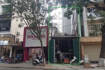 Hà Nội: “Mỏi mắt” đợi sổ đỏ, cụ bà 76 tuổi lại phải kêu cứu vì nhà cổ bất ngờ lún, nứt!