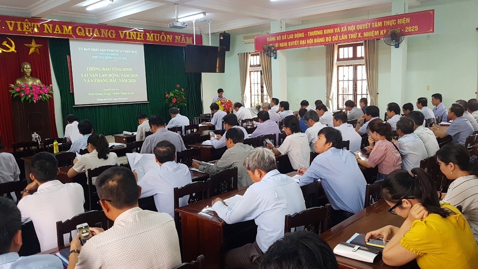 Thừa Thiên Huế: 47% vụ tai nạn có lỗi từ phía người sử dụng lao động - 1 Thừa Thiên Huế: 47% vụ tai nạn có lỗi từ phía người sử dụng lao động - 1