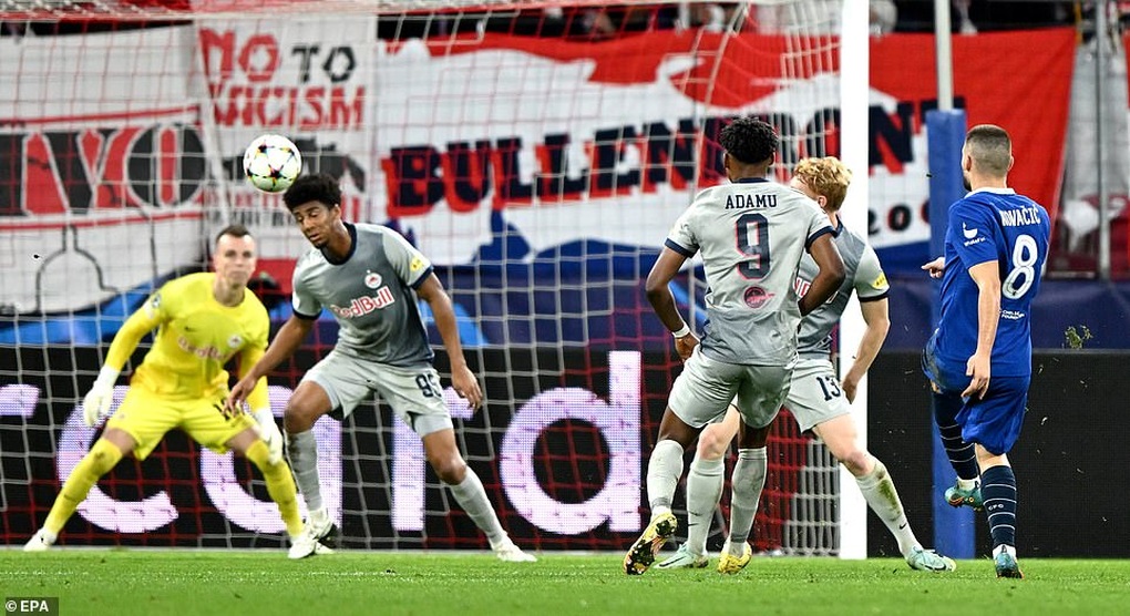 Chelsea giành vé đi tiếp nhờ bàn thắng tuyệt đẹp - 2 Chelsea giành vé đi tiếp nhờ bàn thắng tuyệt đẹp - 2