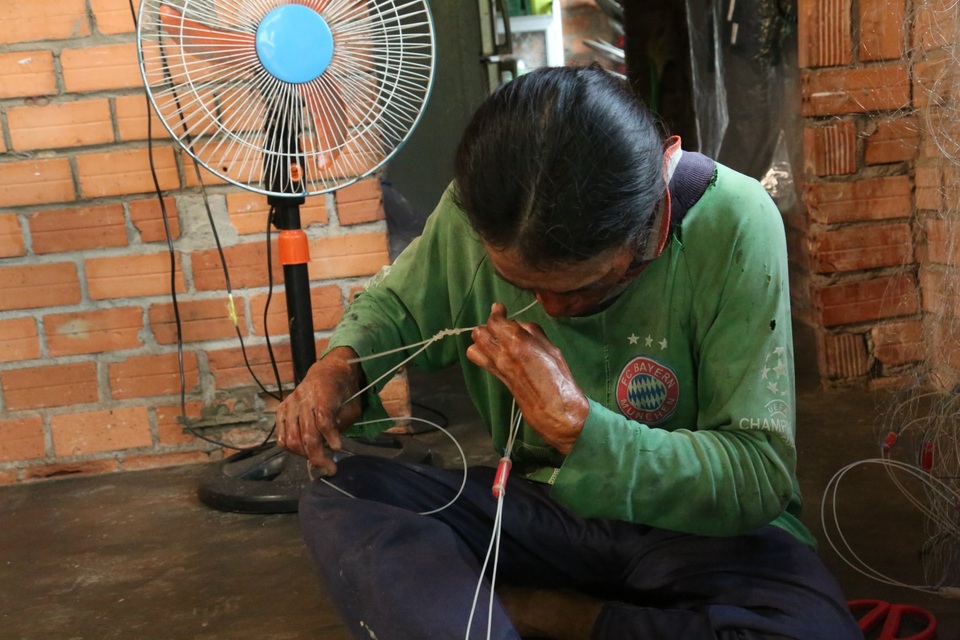 Chương trình thực tế toàn sao nổi tiếng, giúp người nghèo đổi đời - 2 Chương trình thực tế toàn sao nổi tiếng, giúp người nghèo đổi đời - 2