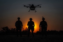 Vì sao chiến trường ở Ukraine như một "mạng nhện" khổng lồ và chết chóc?