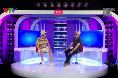 Đỗ Duy Nam diễn lại tiết mục "Hoang mang Style" mà nghệ sĩ hài Quang Thắng từng thể hiện