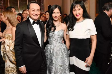 Lạ lùng cậu ấm, cô chiêu lớn tướng mới biết nhà mình siêu giàu, bố là tỷ phú