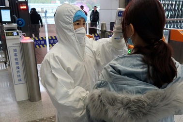 Vì sao virus corona gây hoảng loạn toàn cầu dù tỉ lệ tử vong không cao?