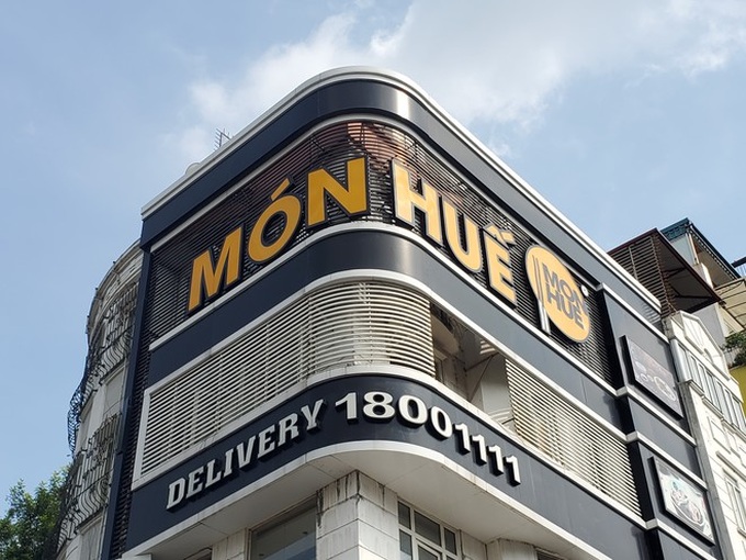 Nợ vài chục triệu tiền lá chuối không trả, vì sao Món Huế chấp nhận mất nửa tỷ tiền thuê nhà để trả mặt bằng trước hạn? - Ảnh 5. Nợ vài chục triệu tiền lá chuối không trả, vì sao Món Huế chấp nhận mất nửa tỷ tiền thuê nhà để trả mặt bằng trước hạn? - Ảnh 5.