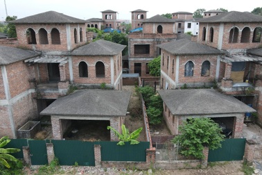 Nhận định trái chiều về sự phục hồi của thị trường bất động sản năm 2023