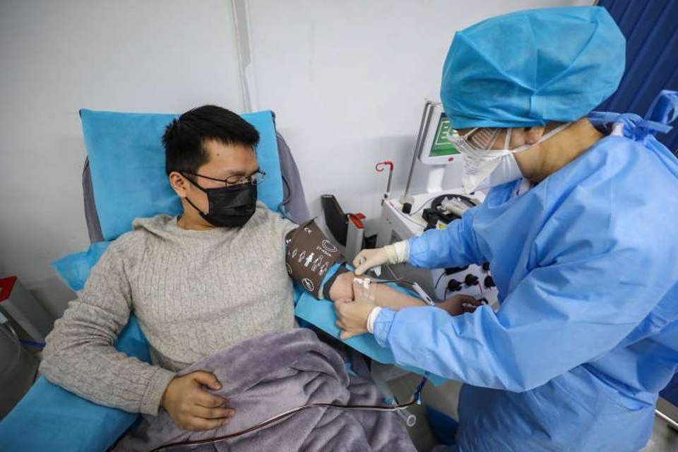Nguồn cung ứng vật tư chống dịch virus corona đang cạn kiệt nhanh chóng - 1 Nguồn cung ứng vật tư chống dịch virus corona đang cạn kiệt nhanh chóng - 1