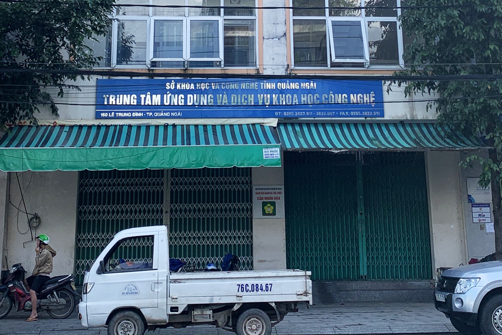 ດຳເນີນຄະດີ ແລະ ສືບສວນສອບສວນການປະມູນຊື້-ຂາຍ ທີ່ພະແນກວິທະຍາສາດ ແລະ ເຕັກໂນໂລຊີ ແຂວງ ກວາງນາມ - 1 Khởi tố, điều tra hành vi thông thầu tại Sở KHCN Quảng Ngãi - 1