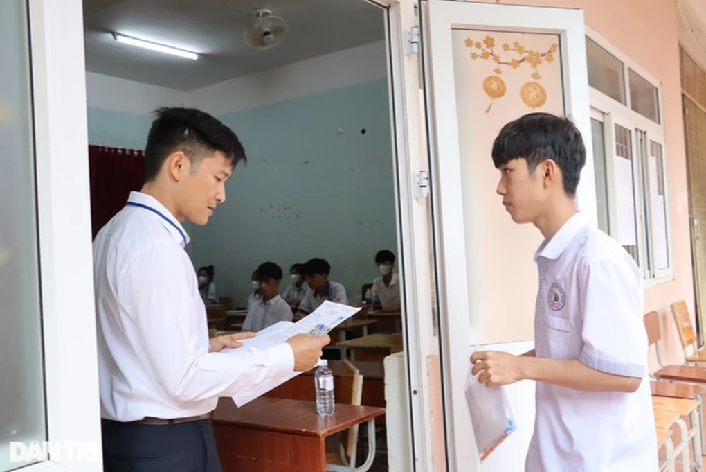 Công an cảnh báo lừa đảo rao bán đề thi, đáp án thi tốt nghiệp THPT - 2 Công an cảnh báo lừa đảo rao bán đề thi, đáp án thi tốt nghiệp THPT - 2