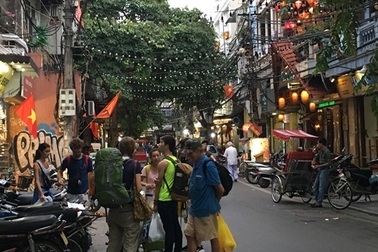 Giới du lịch hào hứng với việc Hà Nội chuẩn bị gỡ bỏ “giờ giới nghiêm”