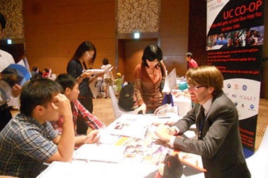 Bí quyết hạ chi phí du học