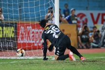 HLV CLB Hà Nội: “Bùi Tiến Dũng cần được ra sân để lên đội tuyển”