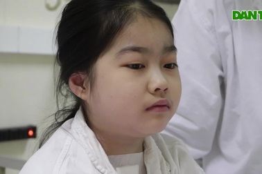 Hồi sinh từ trái tim của người hiến, bé gái 10 tuổi gửi lời cảm ơn “ông”