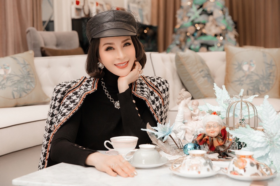 Biệt thự triệu đô của MC Thanh Mai trang hoàng lộng lẫy mùa Giáng sinh - 10 Biệt thự triệu đô của MC Thanh Mai trang hoàng lộng lẫy mùa Giáng sinh - 10