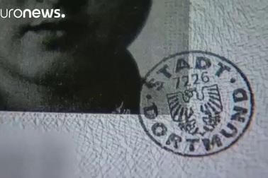 Kém ngoại ngữ, du khách Trung Quốc bị đưa vào trại tị nạn