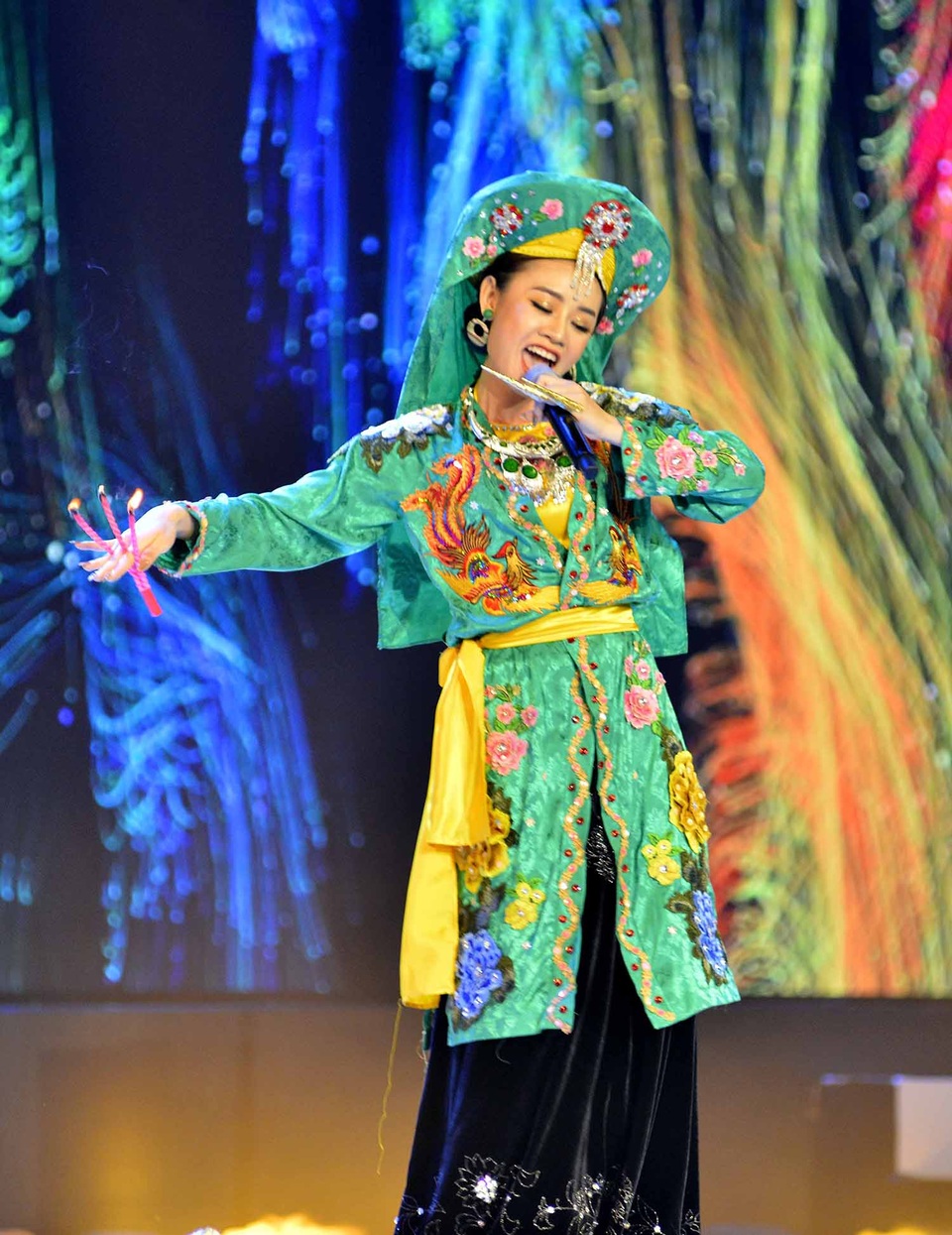 Mỹ Hảo vượt mặt chàng rể hụt của Phi Nhung đăng quang Sao tìm sao - 2 Mỹ Hảo vượt mặt chàng rể hụt của Phi Nhung đăng quang Sao tìm sao - 2