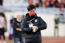 Sai lầm chết người khiến tuyển Trung Quốc thất bại trước tuyển Việt Nam