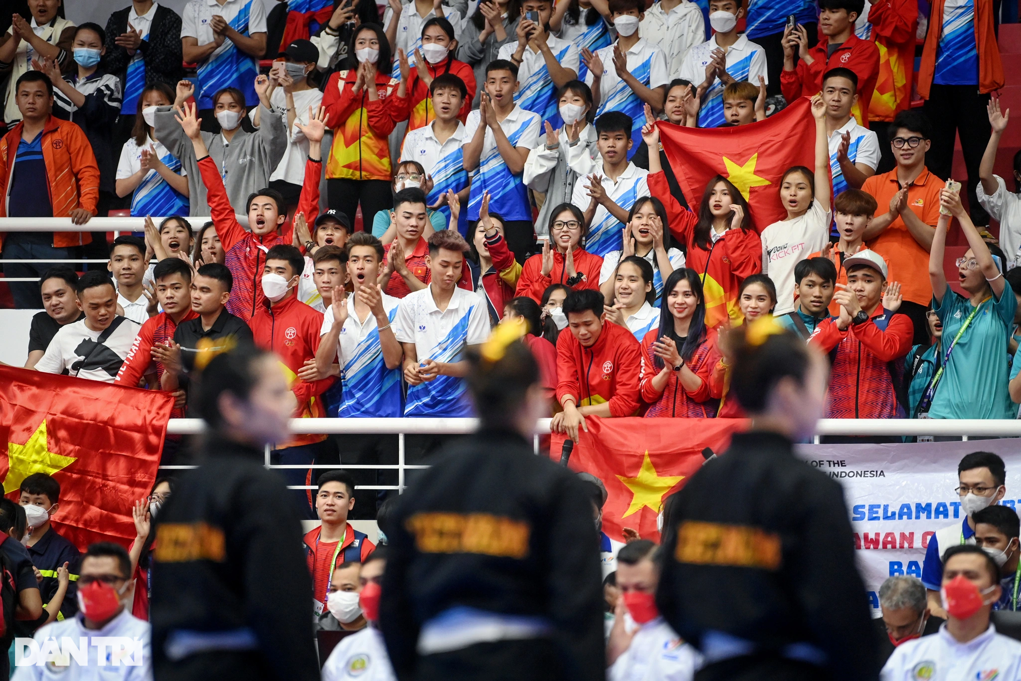 Mãn nhãn các SVĐ đẹp như mơ, chật kín khán giả cổ vũ SEA Games ở Việt Nam - 24 Mãn nhãn các SVĐ đẹp như mơ, chật kín khán giả cổ vũ SEA Games ở Việt Nam - 24