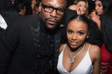 Floyd Mayweather chi hơn 4 tỉ đồng mua siêu xe tặng con gái “rượu”
