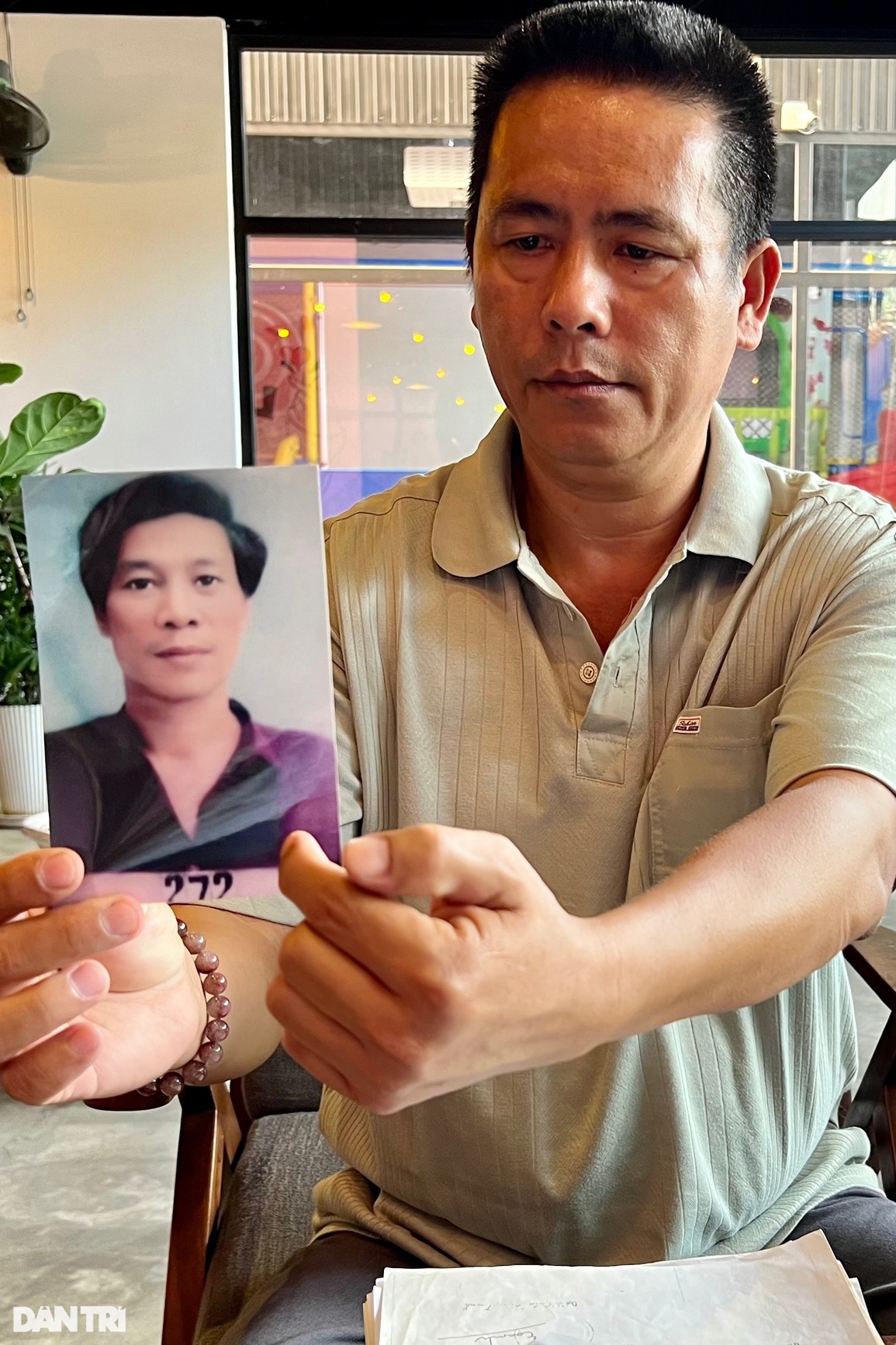 Vụ án câm nín 40 năm: Mất mát này không thể bù đắp, hãy trả mẹ cho tôi! - 4 Vụ án câm nín 40 năm: Mất mát này không thể bù đắp, hãy trả mẹ cho tôi! - 4
