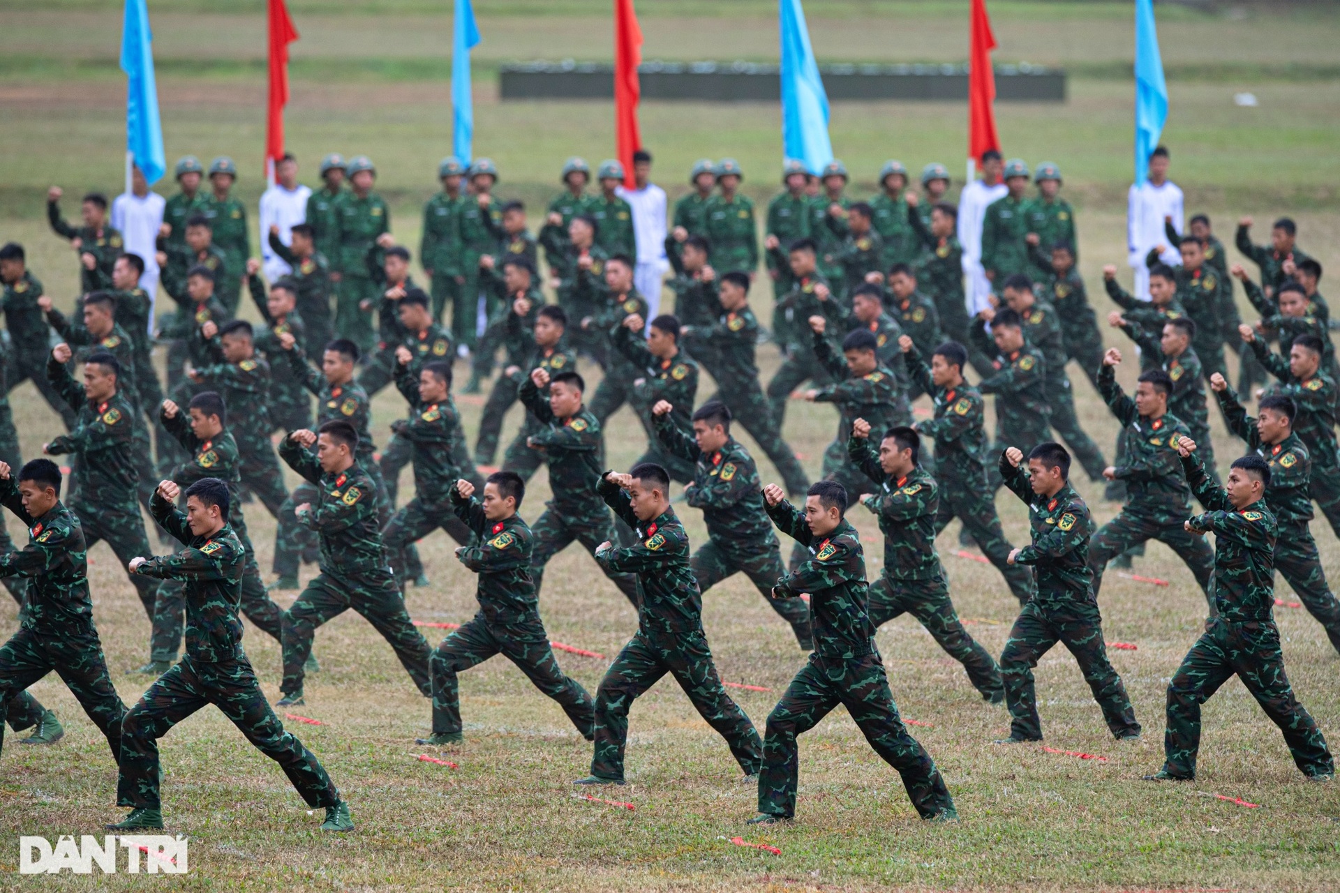 Ấn tượng hình ảnh Lễ Bế mạc Giải bắn súng quân dụng Lục quân các nước ASEAN - 13 Ấn tượng hình ảnh Lễ Bế mạc Giải bắn súng quân dụng Lục quân các nước ASEAN - 13